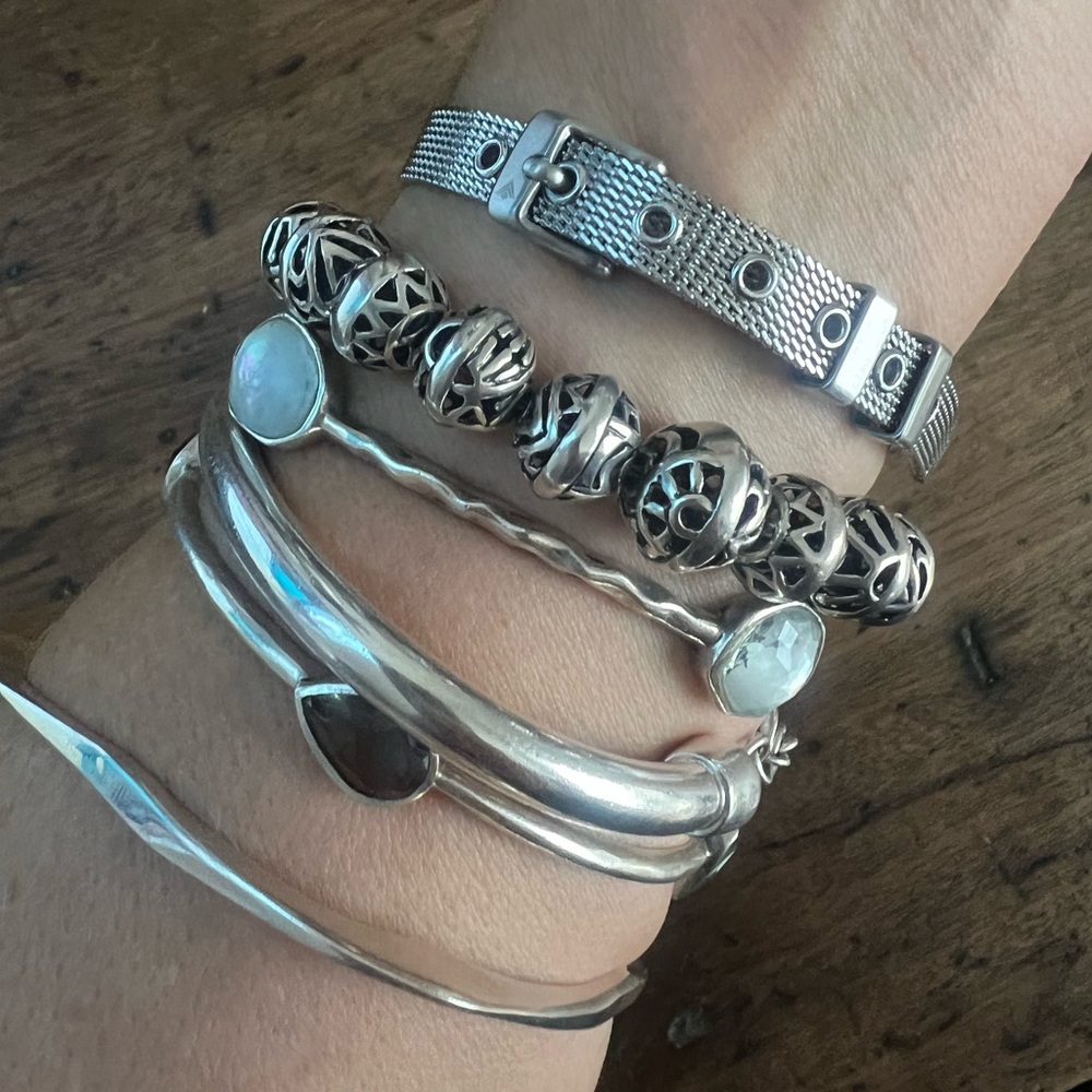 Silpada Sterling Silver Cuff Bracelet with safety chain - Picture 6 of 6